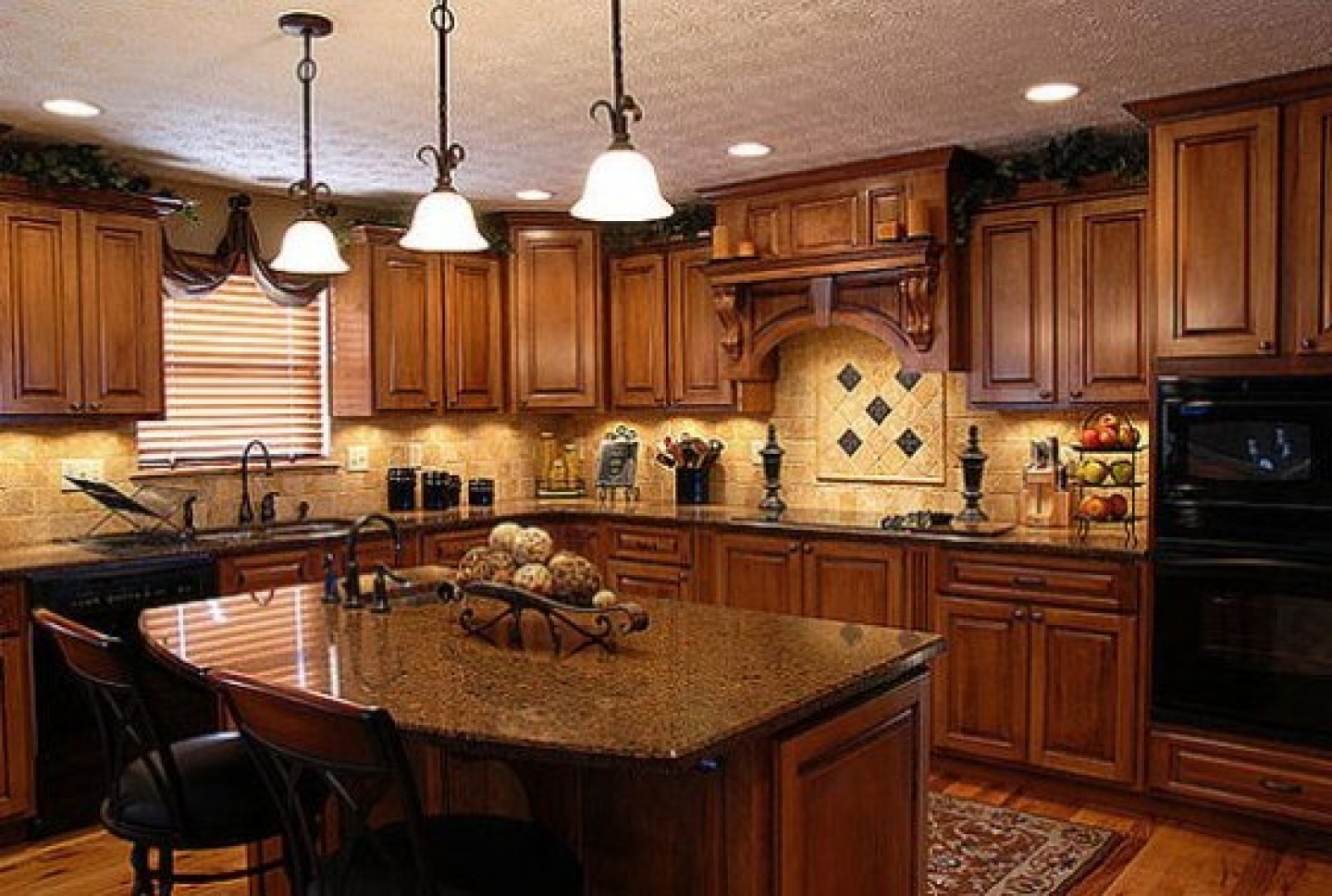 dark-kitchen-cabinets-wallpaper-oak-kitchen-cabinets-desktop-wallpaper --5357-wallpaper-homewol | HEFFORD